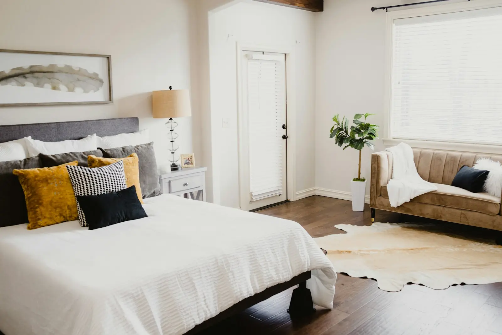 Airbnb & Short-Term Rental Turnovers by Articles Cleaning Services